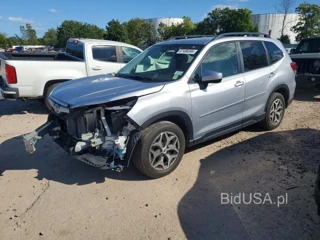 SUBARU FORESTER PREMIUM