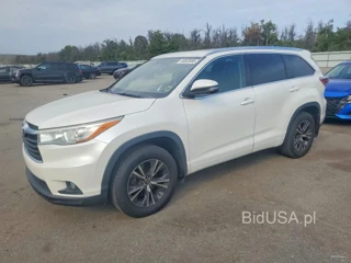 TOYOTA HIGHLANDER XLE