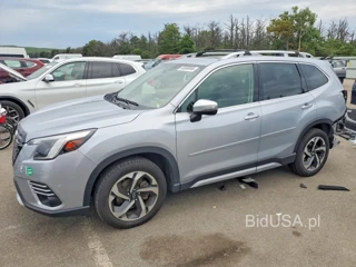 SUBARU FORESTER TOURING