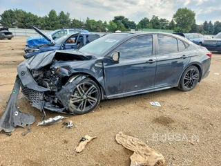TOYOTA CAMRY XSE