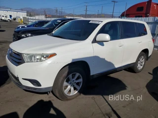 TOYOTA HIGHLANDER BASE