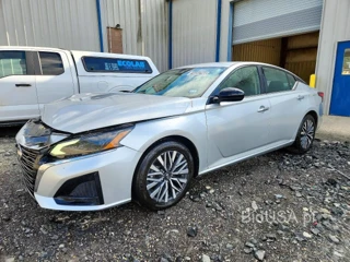 NISSAN ALTIMA SV