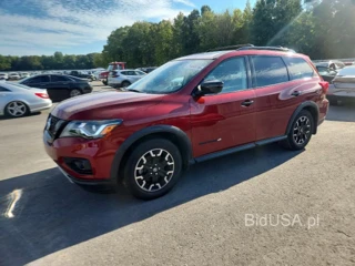 NISSAN PATHFINDER SL