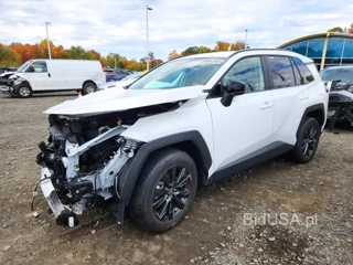 TOYOTA RAV4 XLE PREMIUM