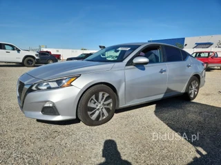NISSAN ALTIMA S