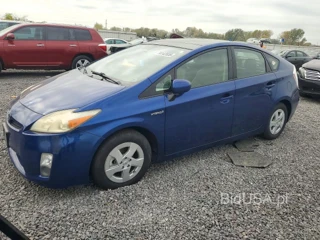 TOYOTA PRIUS IV