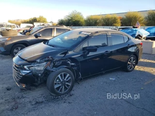 NISSAN VERSA S