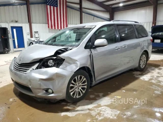 TOYOTA SIENNA XLE 8-PASSENGER