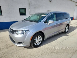 CHRYSLER PACIFICA TOURING