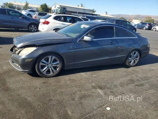 MERCEDES-BENZ E 350
