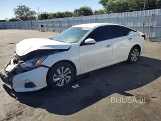 NISSAN ALTIMA S