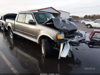 FORD FORD F-150 LARIAT/XLT