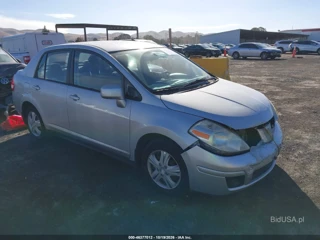 NISSAN NISSAN VERSA 1.8S