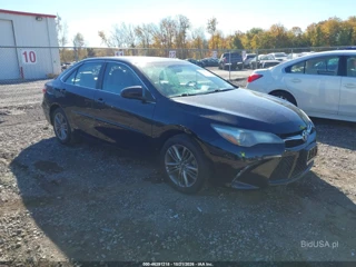 TOYOTA TOYOTA CAMRY SE