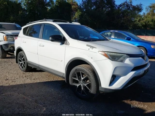 TOYOTA TOYOTA RAV4 SE