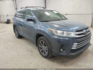 TOYOTA TOYOTA HIGHLANDER XLE