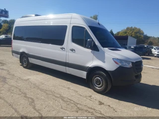 MERCEDES-BENZ MERCEDES-BENZ SPRINTER 2500 HIGH ROOF 4-CYL DIESEL