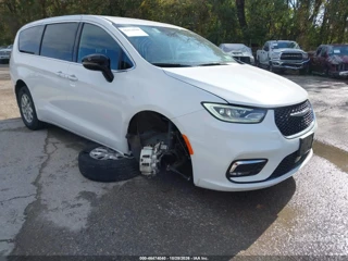 CHRYSLER CHRYSLER PACIFICA SELECT