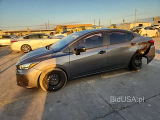 NISSAN VERSA S
