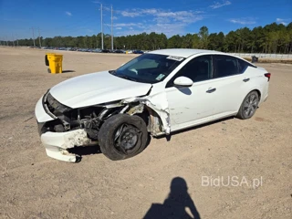 NISSAN ALTIMA S