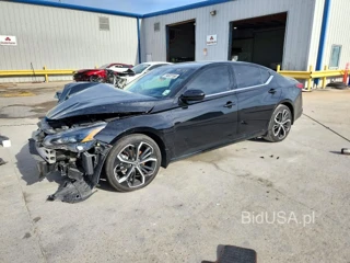 NISSAN ALTIMA SR
