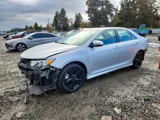 TOYOTA CAMRY SE SPORT