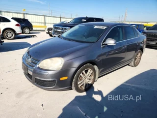 VOLKSWAGEN JETTA 2.5L LEATHER