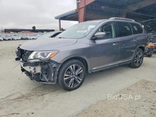 NISSAN PATHFINDER PLATINUM