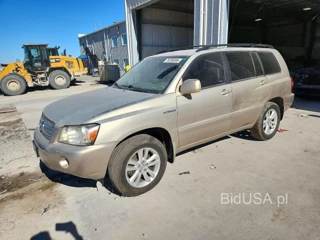 TOYOTA HIGHLANDER HYBRID