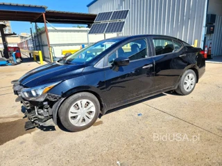 NISSAN VERSA S