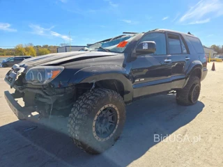 TOYOTA 4RUNNER SR5