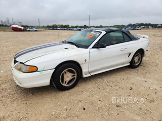 FORD MUSTANG CONVERTIBLE