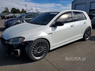 VOLKSWAGEN GOLF R