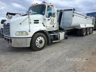 MACK CXU613