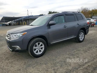 TOYOTA HIGHLANDER BASE
