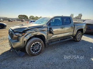 TOYOTA TACOMA TRD SPORT
