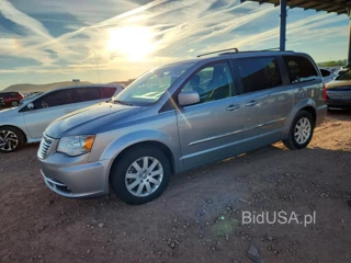 CHRYSLER TOWN & COUNTRY TOURING