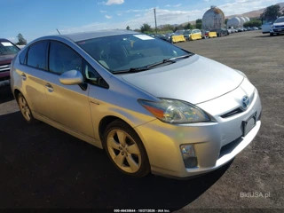 TOYOTA TOYOTA PRIUS III