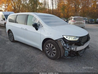 CHRYSLER CHRYSLER PACIFICA HYBRID SELECT