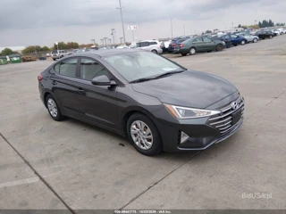 HYUNDAI HYUNDAI ELANTRA SE