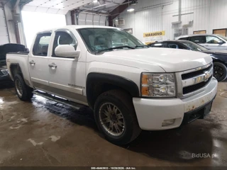 CHEVROLET CHEVROLET SILVERADO 1500 LTZ