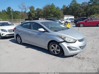 HYUNDAI HYUNDAI ELANTRA SE