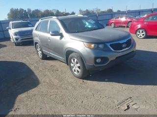 KIA KIA SORENTO LX