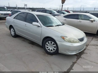 TOYOTA TOYOTA CAMRY STD