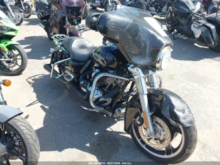 HARLEY-DAVIDSON HARLEY-DAVIDSON FLHX STREET GLIDE