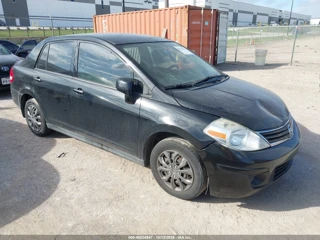 NISSAN NISSAN VERSA 1.8S