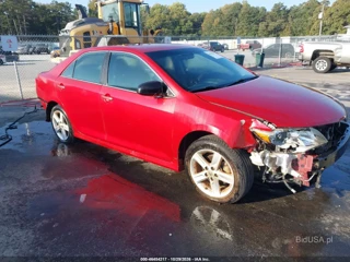TOYOTA TOYOTA CAMRY SE