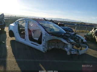 TESLA TESLA MODEL 3 STANDARD RANGE PLUS REAR-WHEEL DRIVE