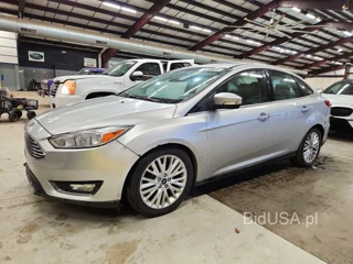 FORD FOCUS TITANIUM