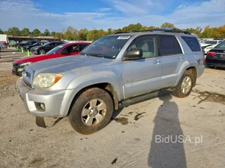 TOYOTA 4RUNNER SR5
